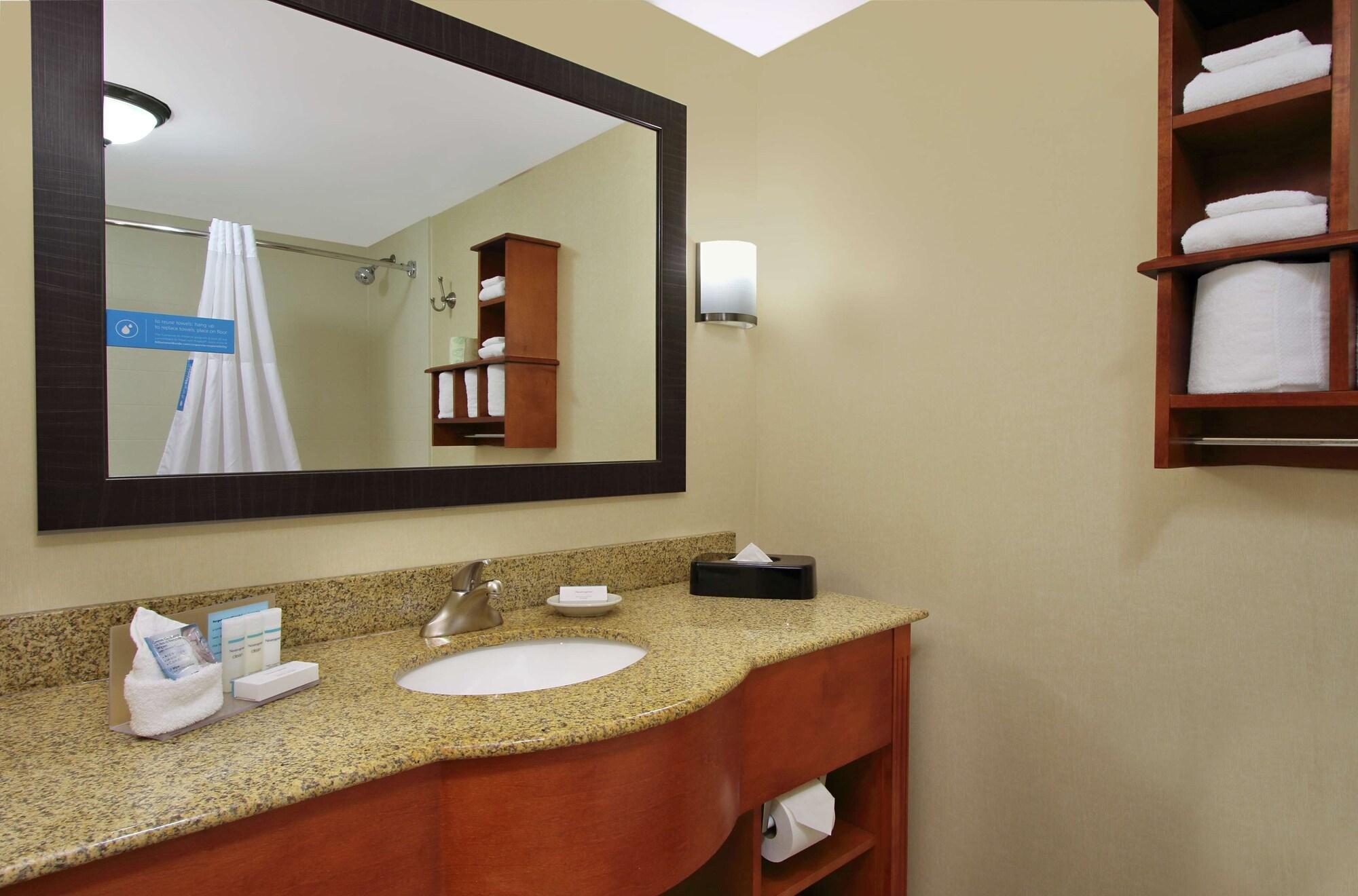 Hampton Inn Ashtabula Austinburg Εξωτερικό φωτογραφία