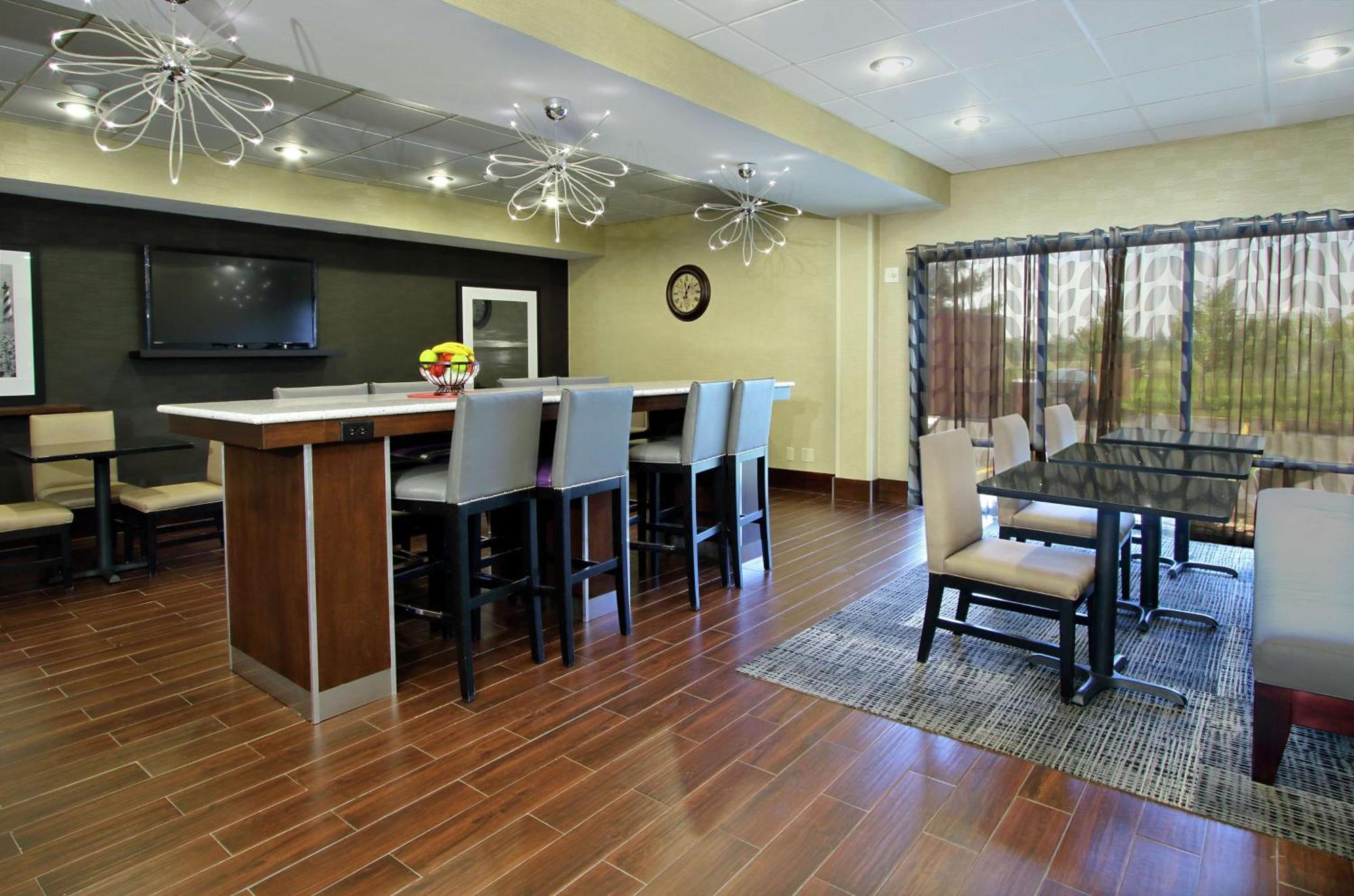 Hampton Inn Ashtabula Austinburg Εξωτερικό φωτογραφία