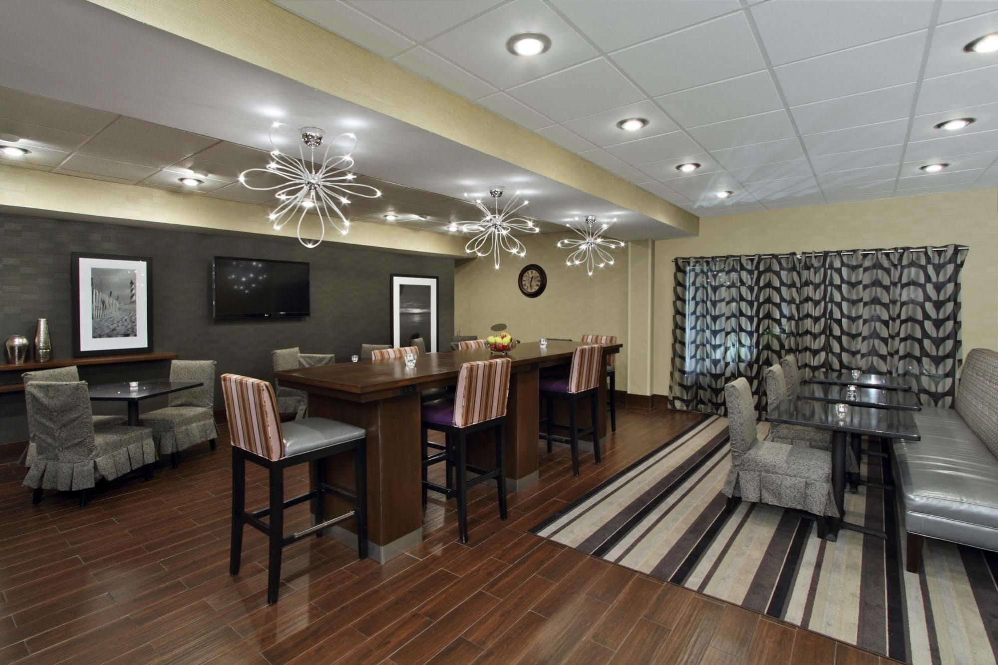 Hampton Inn Ashtabula Austinburg Εξωτερικό φωτογραφία