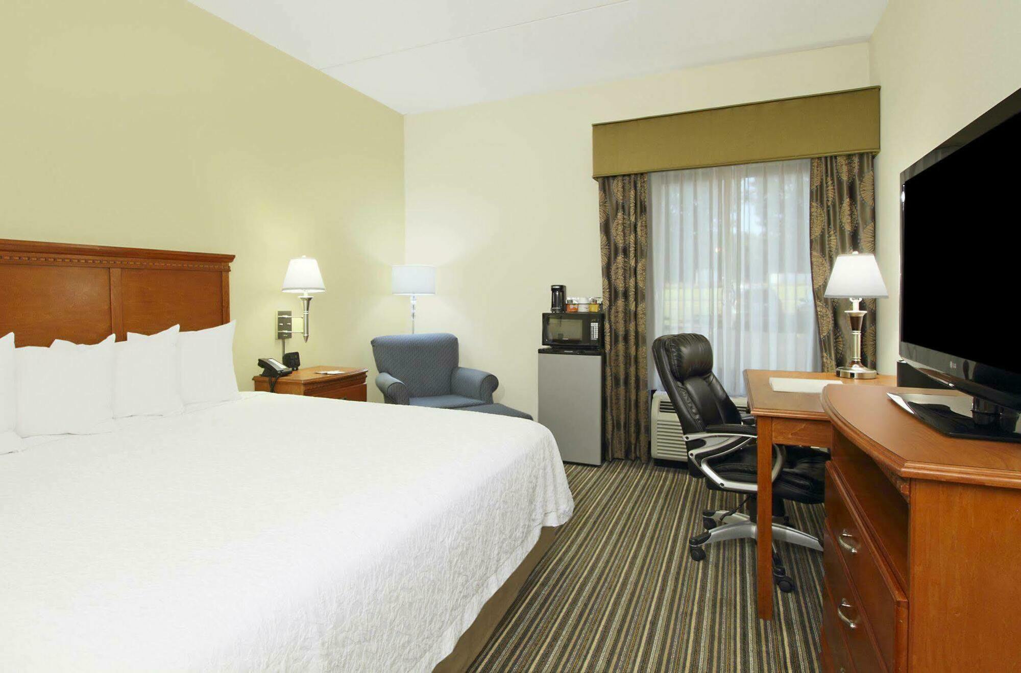 Hampton Inn Ashtabula Austinburg Εξωτερικό φωτογραφία